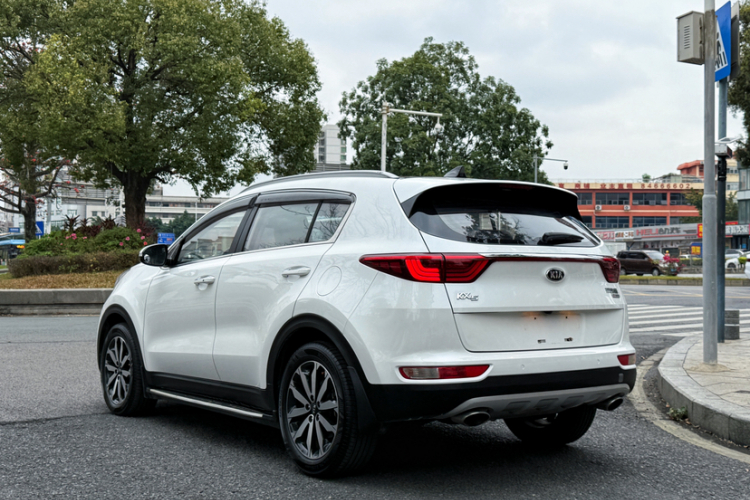 Kia KX5 2017 صورة سيارة #8