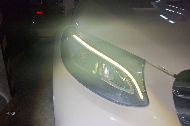 Mercedes-Benz GLC Class 2017 car image #8