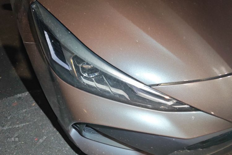 5 2023 car image #8