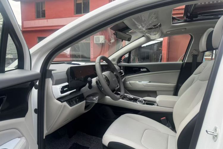 起亚 狮铂拓界 2026 汽车图片 #8