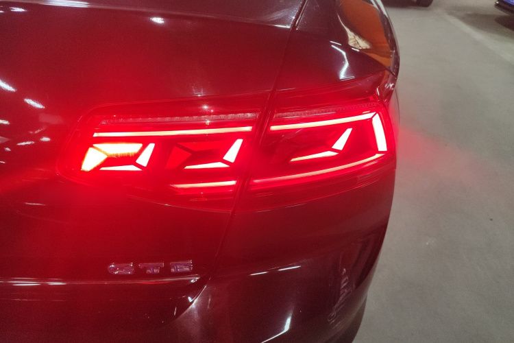 Volkswagen Magotan GTE 2022 immagine di auto #8