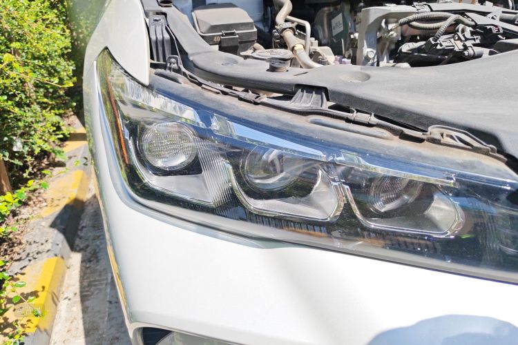 Toyota Avalon 2021 immagine di auto #8