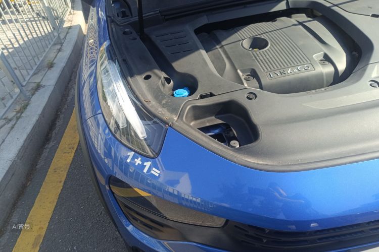 Lynk & Co 02 2020 car image #8