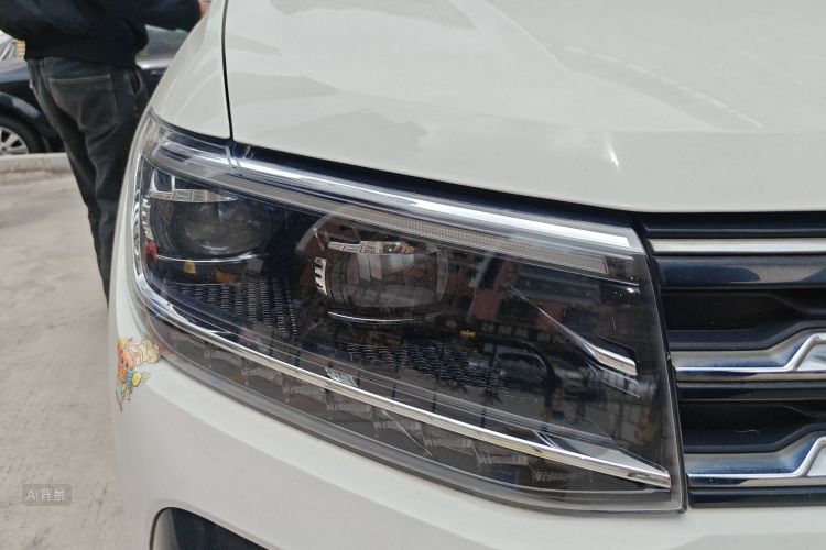 Volkswagen T-Cross 2020 car image #8