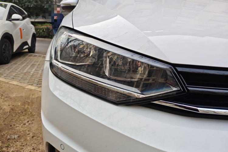 Volkswagen Touran 2018 immagine di auto #8