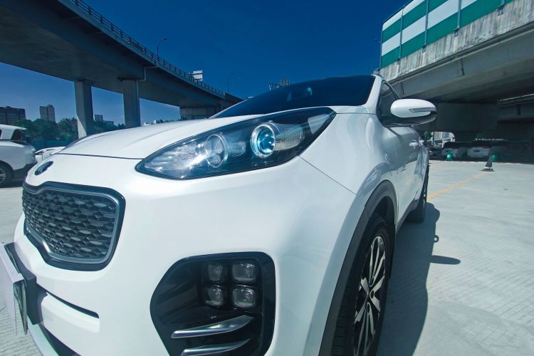 Kia KX5 2017 صورة سيارة #8