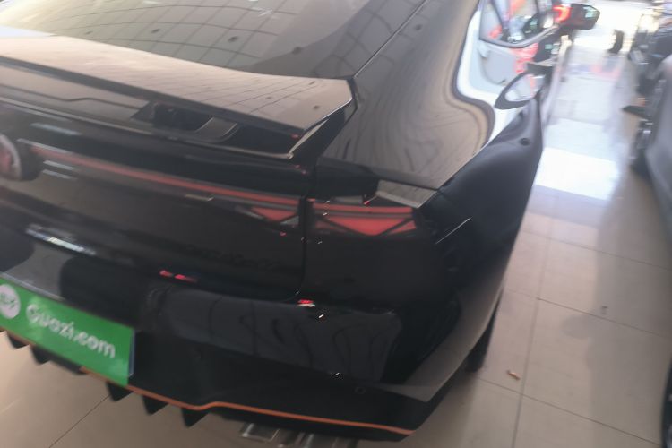 Changan UNI-V 2025 изображение автомобиля #8