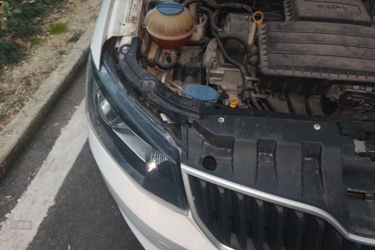 Skoda Fabia 2017 immagine di auto #8