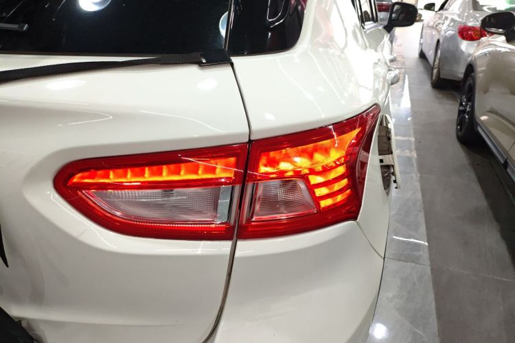 广汽传祺 传祺GS4新能源 2018 汽车图片 #8