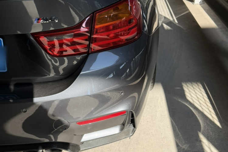 BMW M4 2018 imagem de carro #8