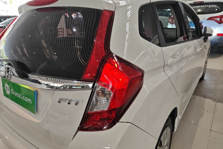 Honda Fit 2015 car image #8