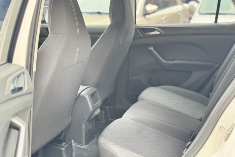 Volkswagen T-Cross 2021 #8 Volkswagen T-Cross 2021 car image #8