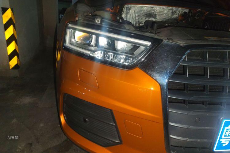 Audi Q3 2018 car image #8