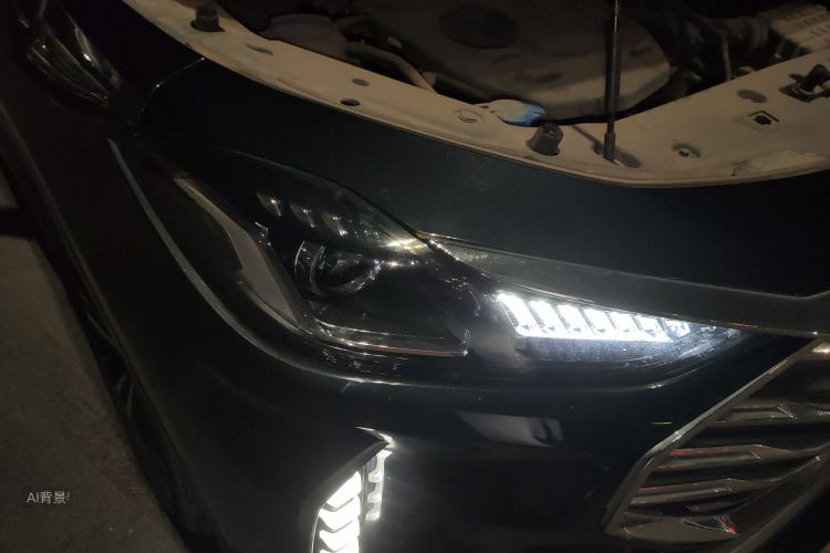 X70 PLUS 2022 car image #8