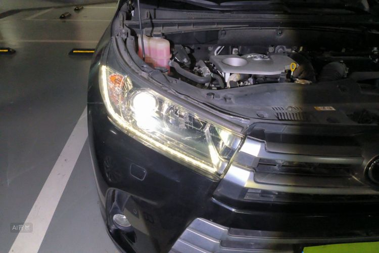 Toyota Highlander 2019 image de voiture #8