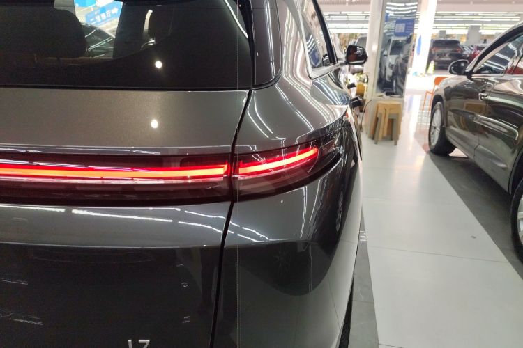 理想汽车 理想L7 2023 汽车图片 #8