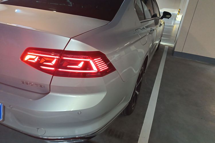 Volkswagen Magotan 2023 immagine di auto #8