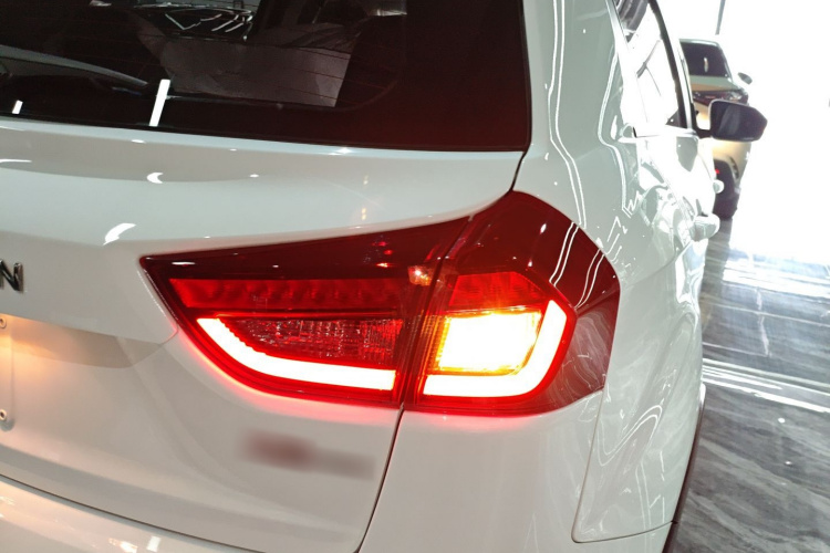 X3 PRO 2025 #8 X3 PRO 2025 car image #8