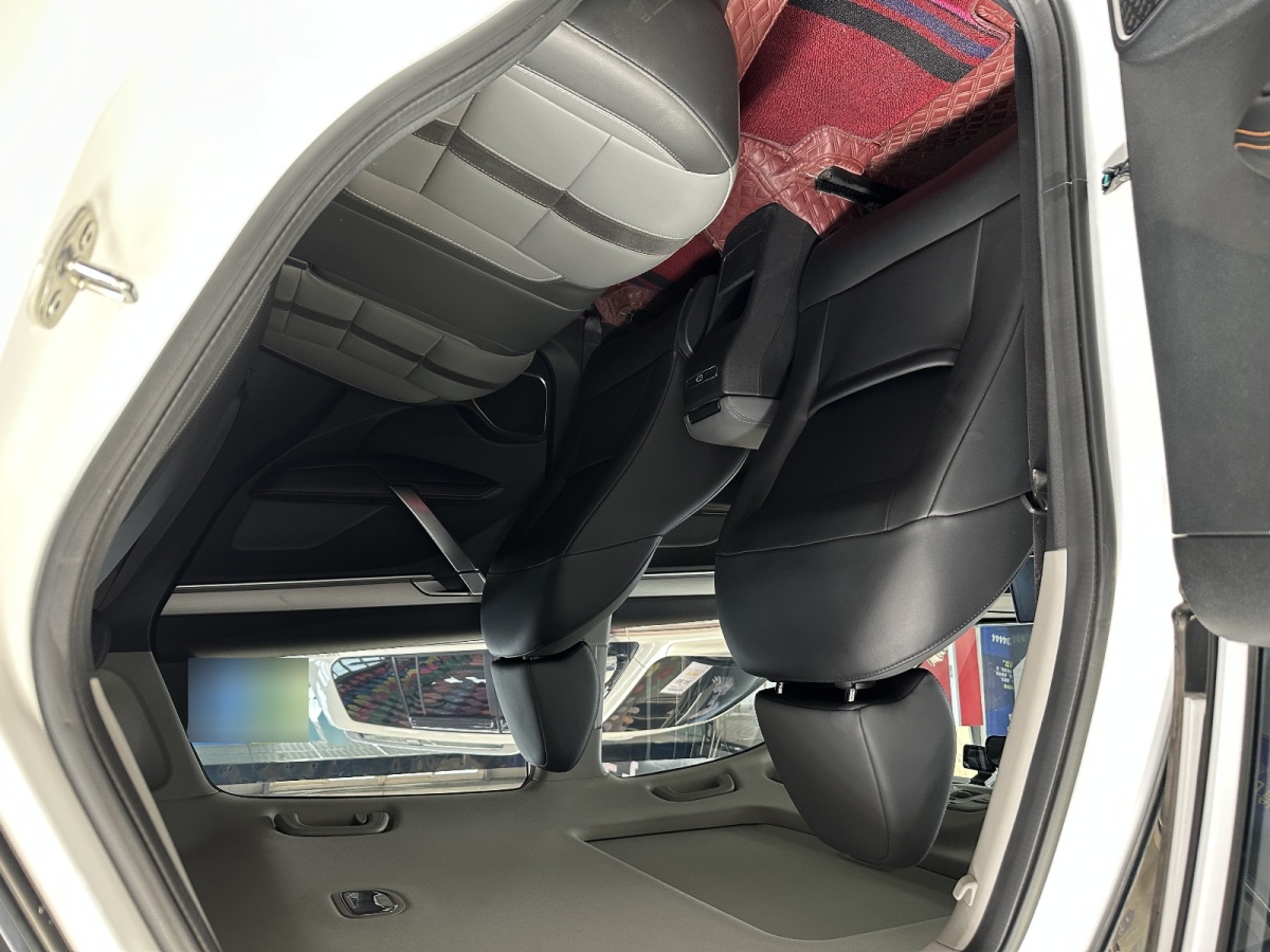 GEELY Coolray 2023 car image #8