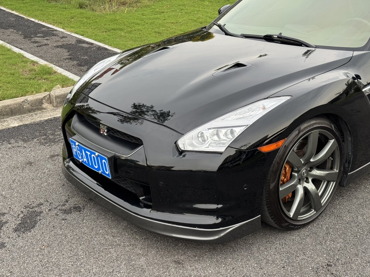 日产 日产GT-R 2010 汽车图片 #8