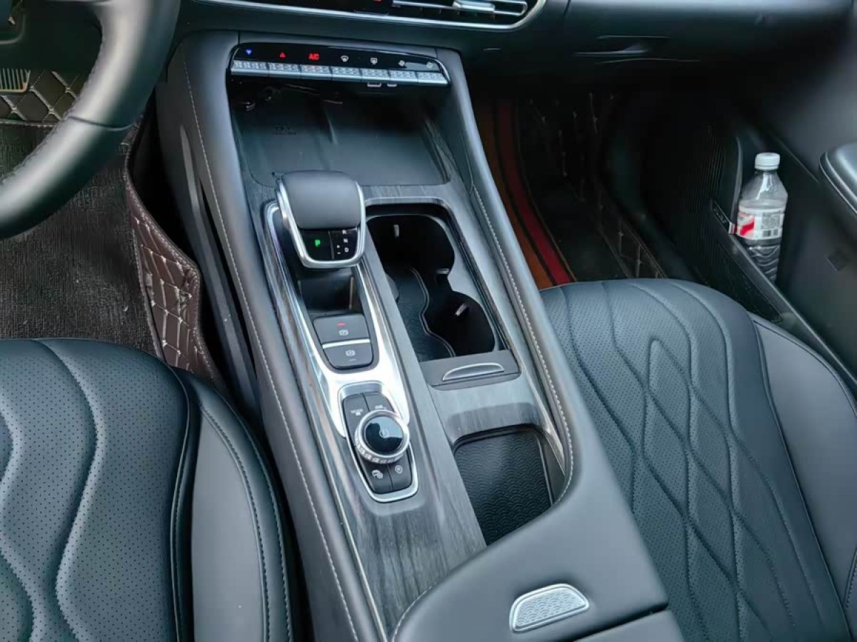 Chery Arrizo 8 Pro 2025 immagine di auto #8