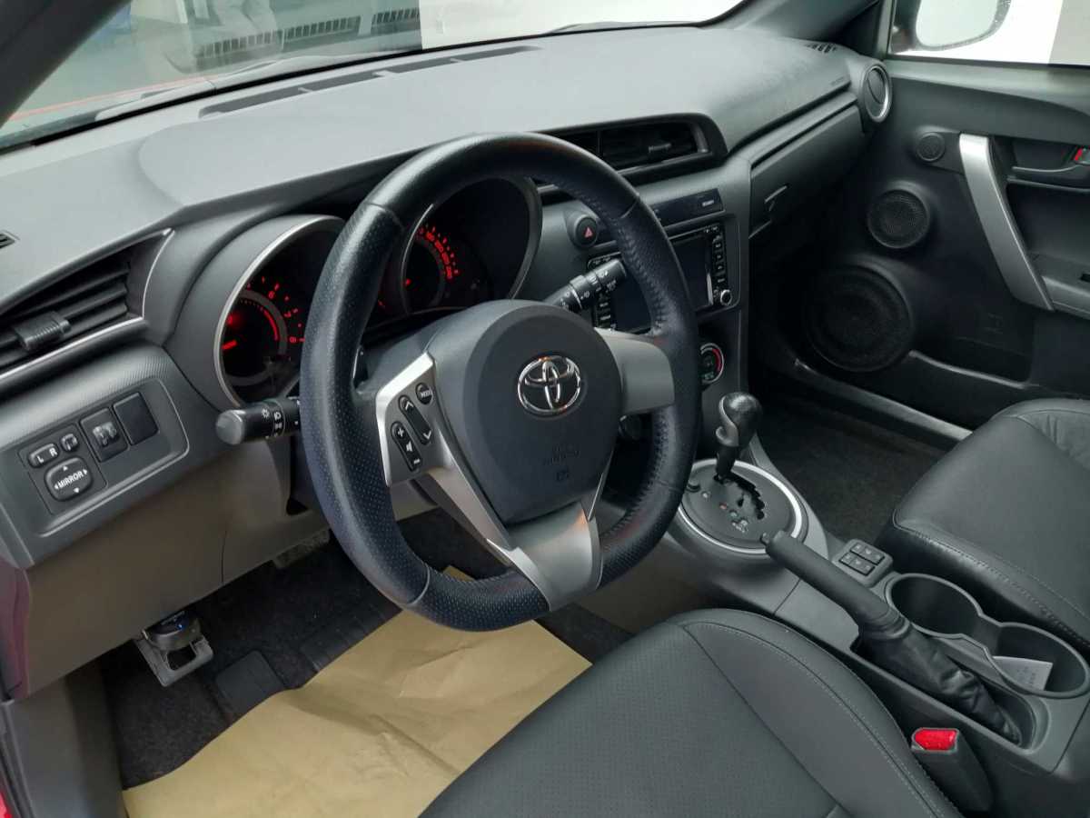 Toyota Zelas 2013 car image #8