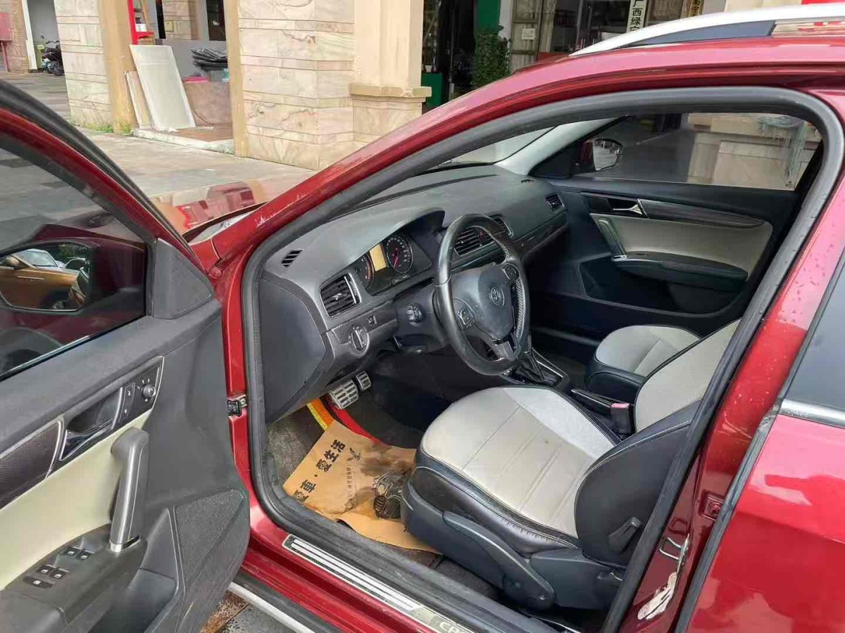 Volkswagen Cross Lavida 2014 immagine di auto #8