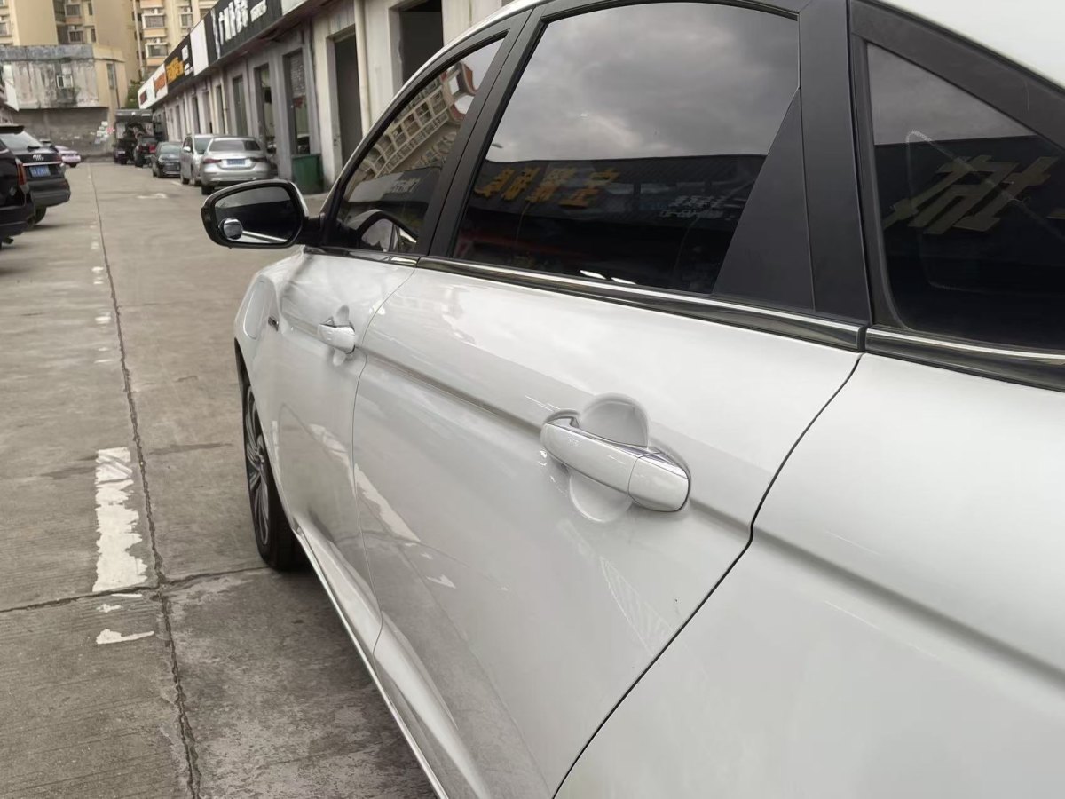 GEELY Emgrand GL New Energy 2020 #8 GEELY Emgrand GL New Energy 2020 car image #8