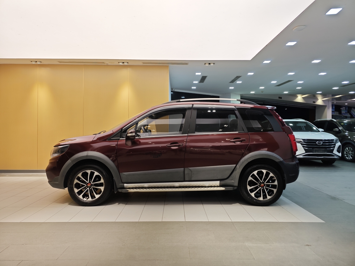 Forthing JOYEAR X5 2016 #8 Forthing JOYEAR X5 2016 car image #8