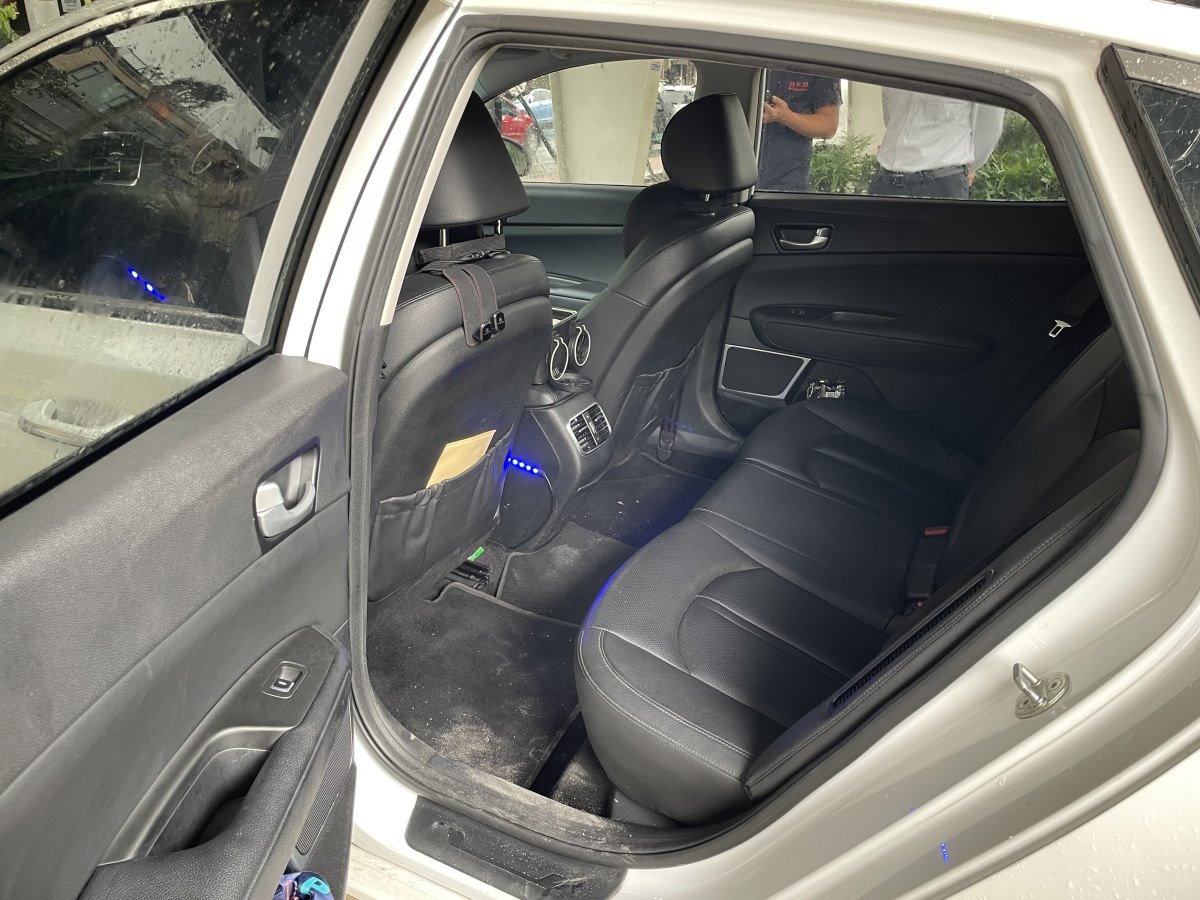 起亚 起亚K5新能源 2019 汽车图片 #8