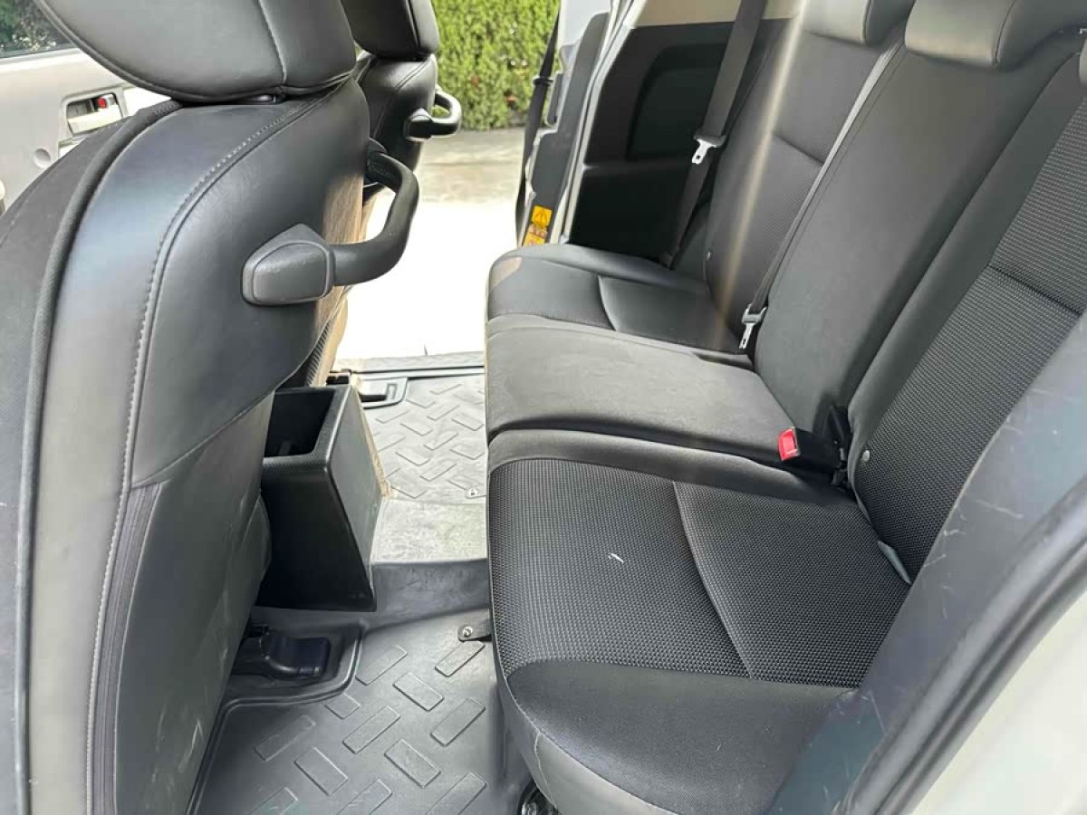 Toyota FJ Cruiser 2017 car image #8