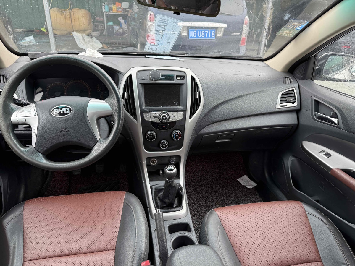 BYD L3 2015 car image #8