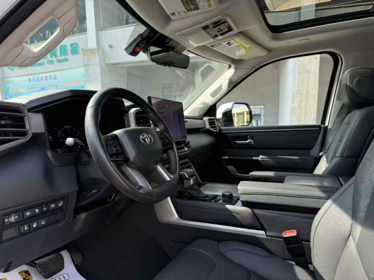 Toyota Sequoia 2023 #8 Toyota Sequoia 2023 imagen de coche #8