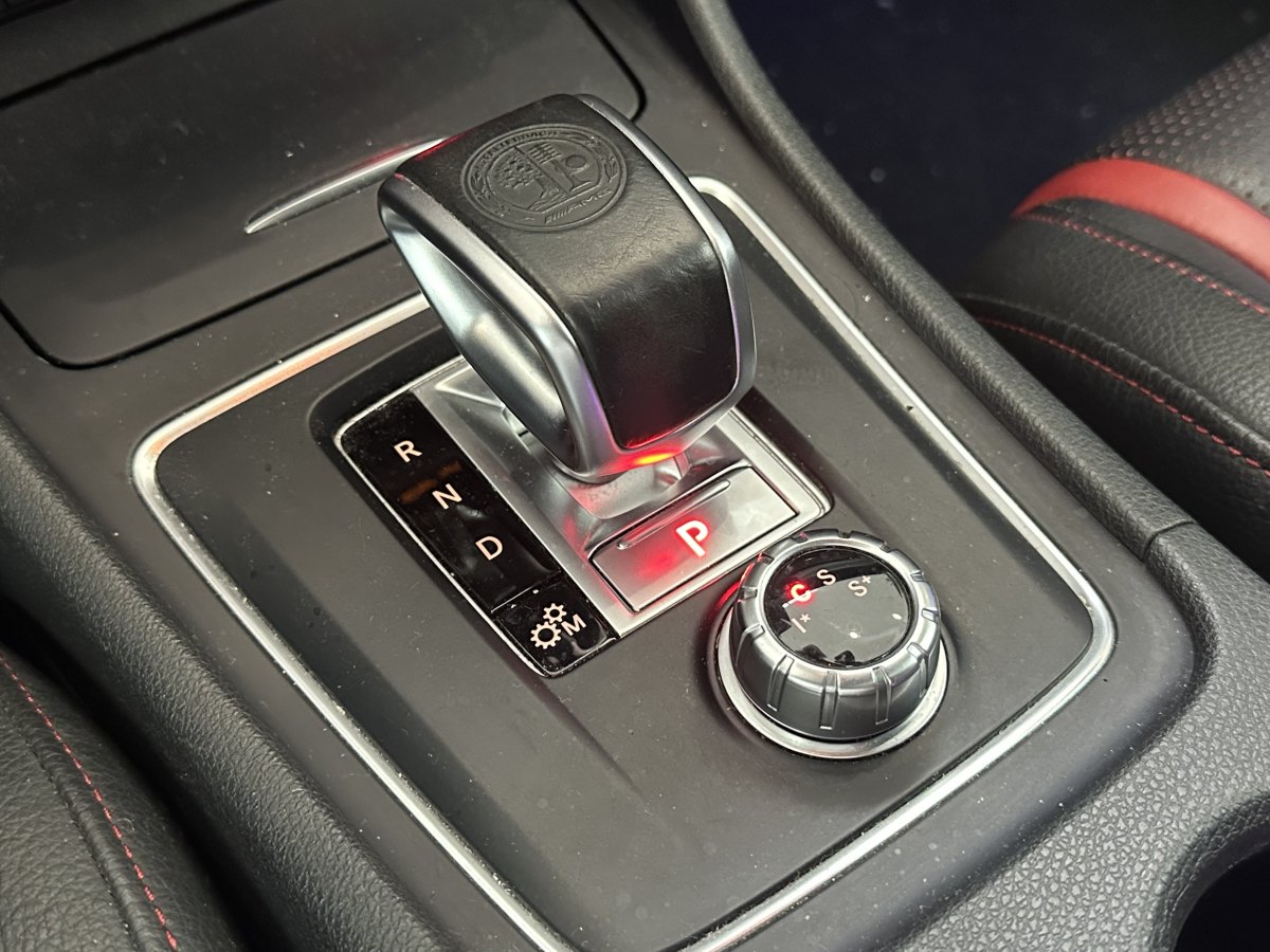 Mercedes-Benz GLA AMG 2016 car image #8