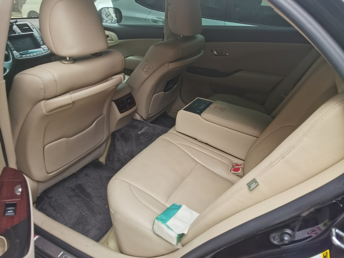 丰田 皇冠 2010 汽车图片 #8