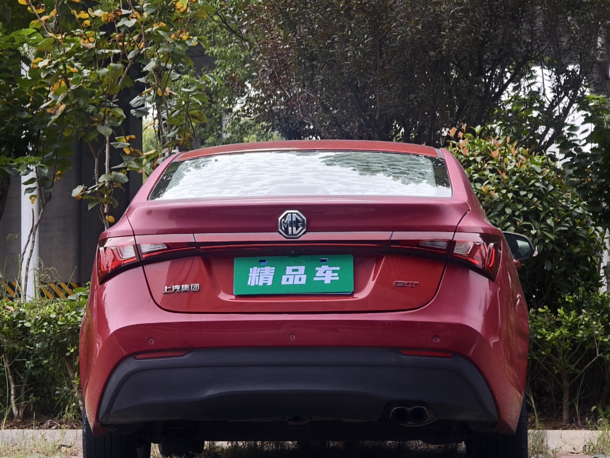 MG GT 2014 car image #8