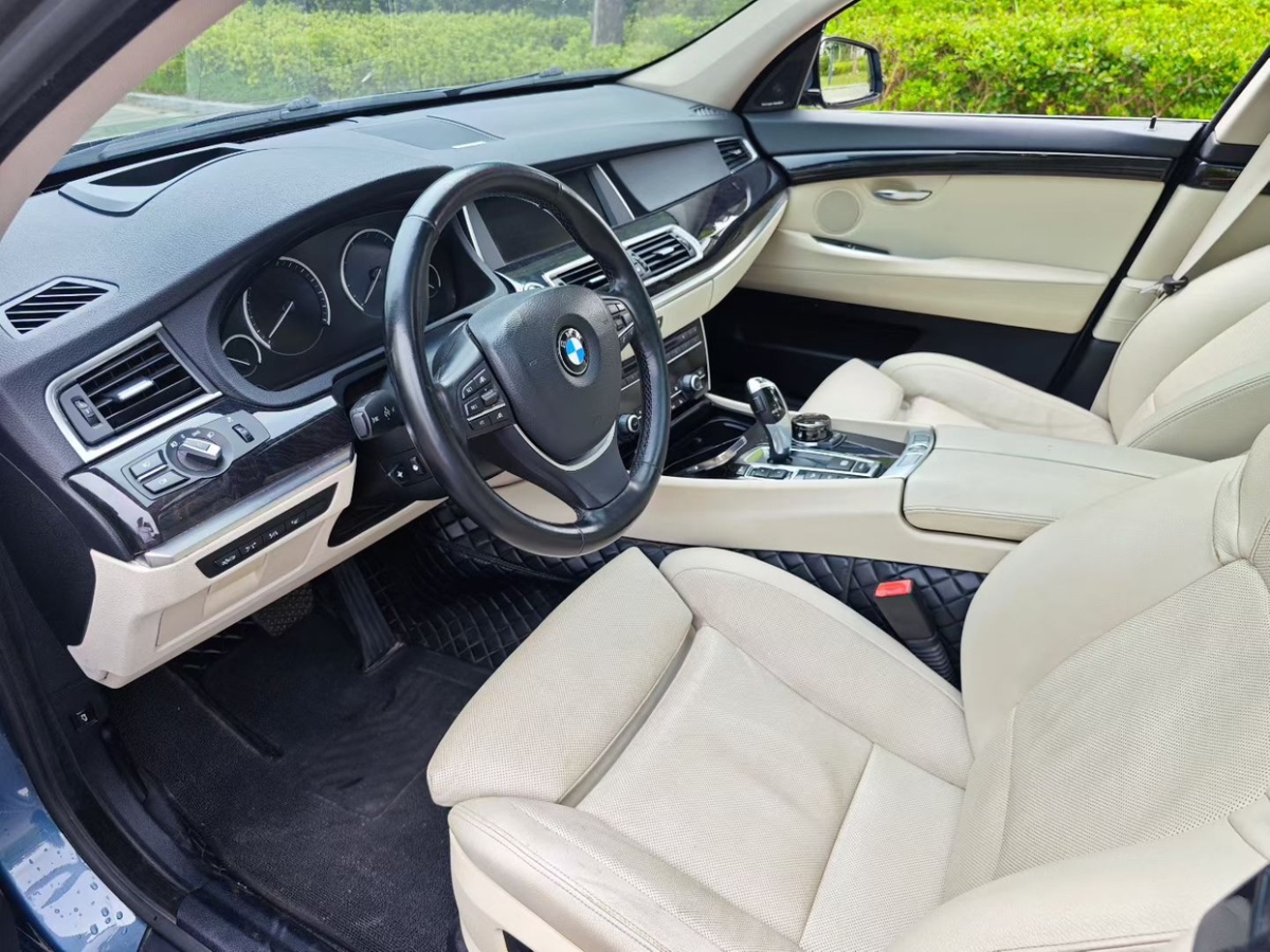 BMW 5 Series GT 2014 immagine di auto #8