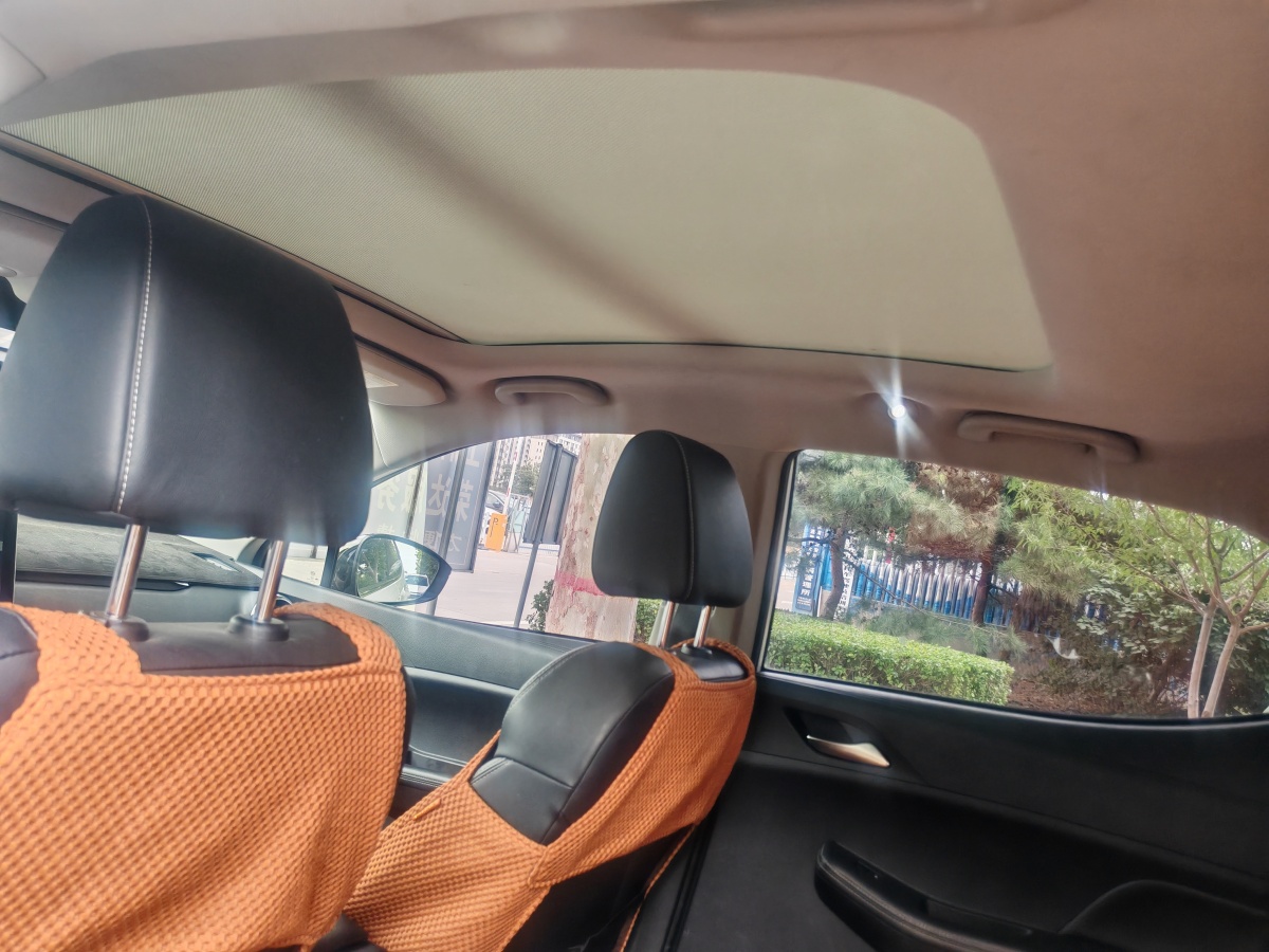 BYD Yuan New Energy 2020 car image #8