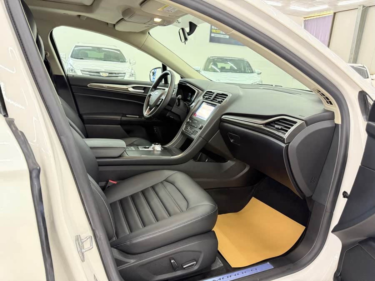 Ford Mondeo New Energy 2020 car image #8