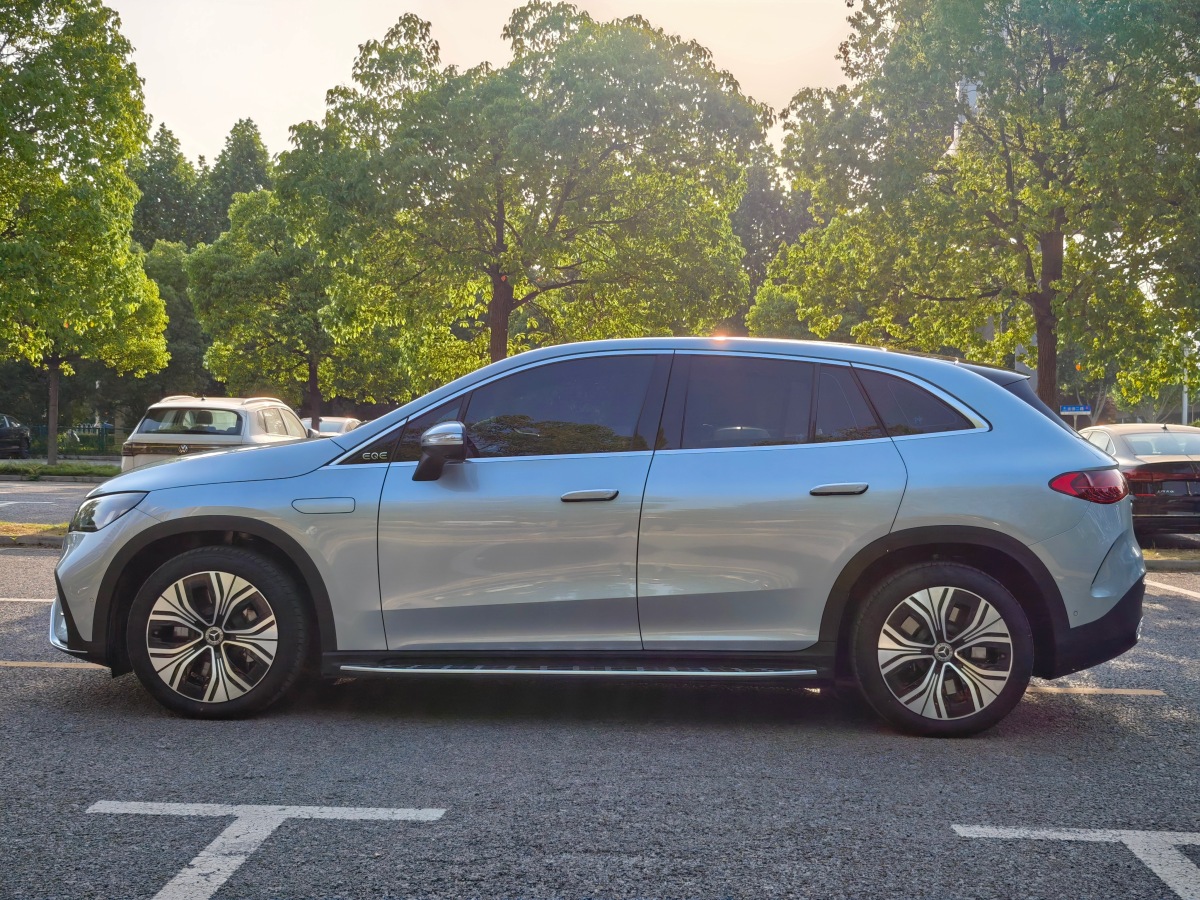 Mercedes-Benz EQE SUV 2024 #8 Mercedes-Benz EQE SUV 2024 car image #8