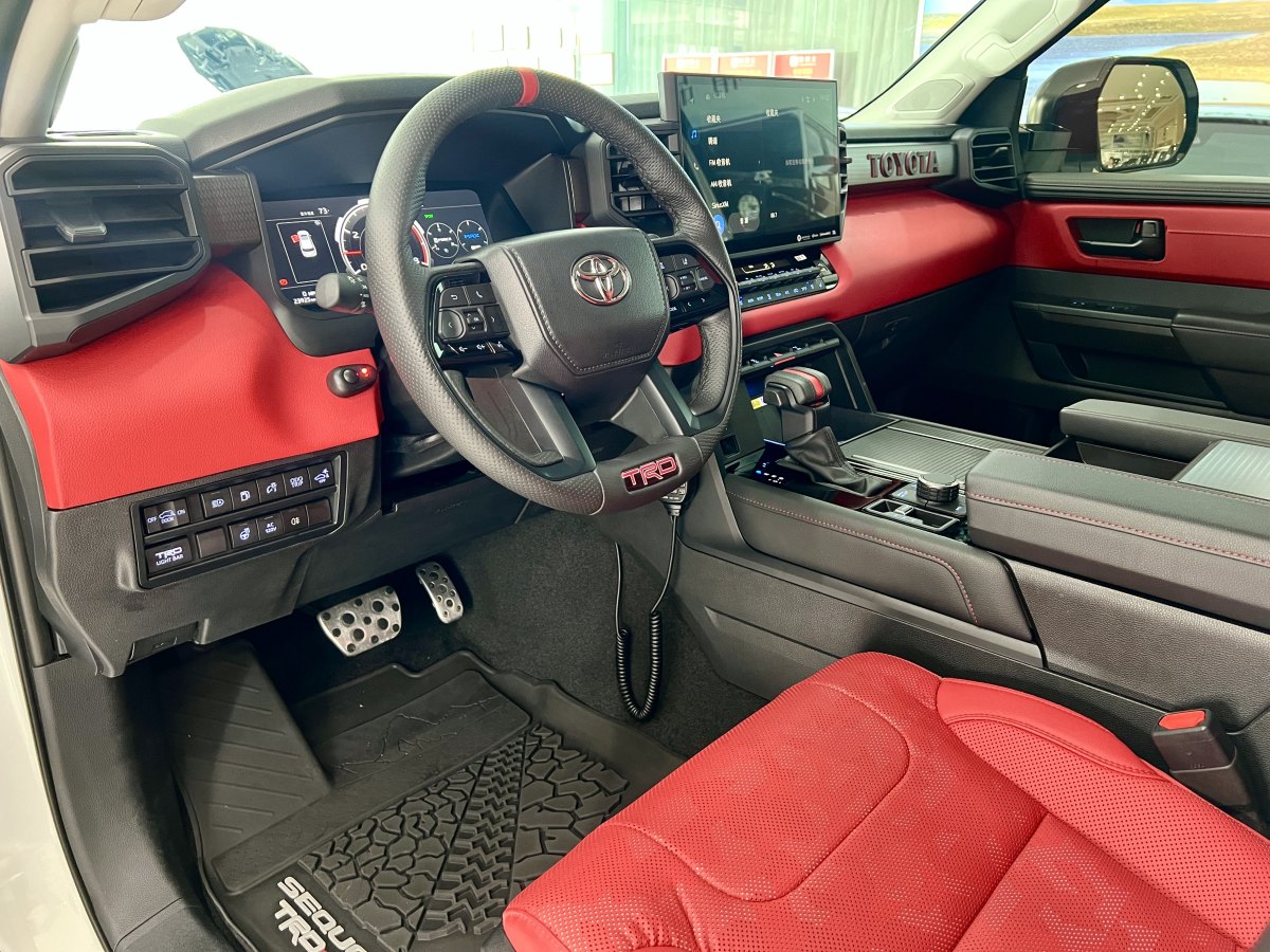 Toyota Sequoia 2024 #8 Toyota Sequoia 2024 imagen de coche #8