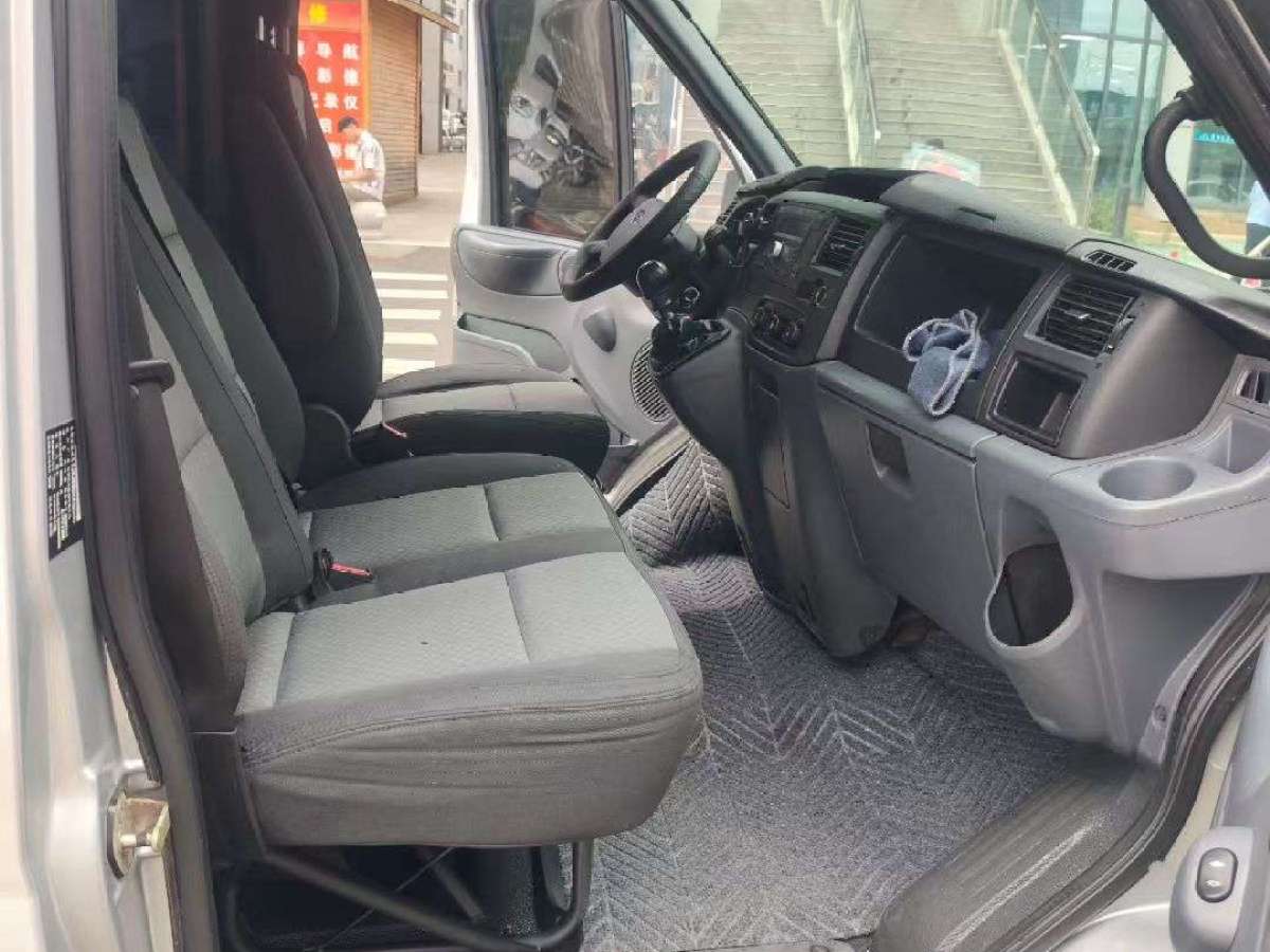 Ford New Transit 2017 car image #8