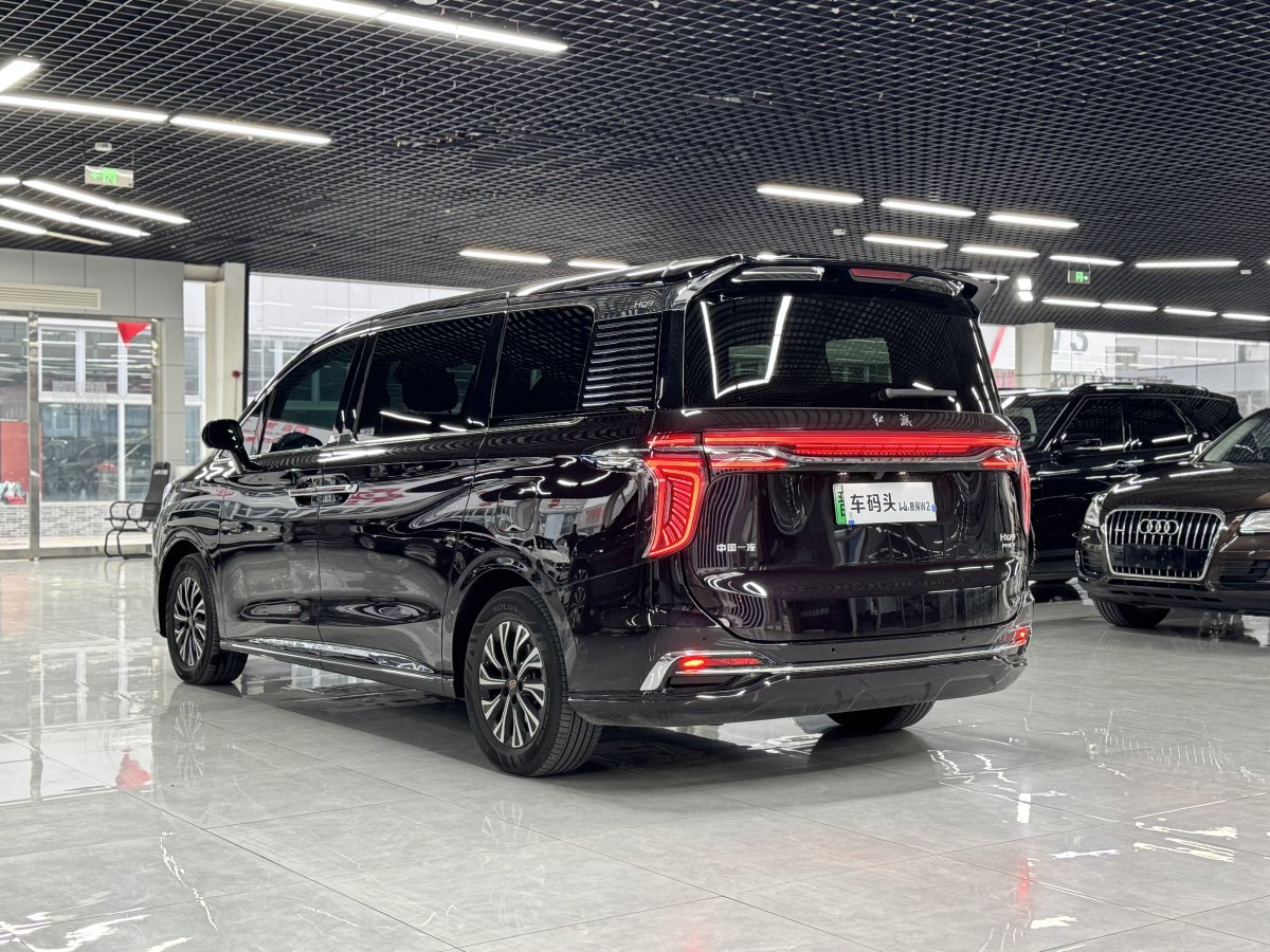 HongQi HQ9 PHEV 2024 car image #8