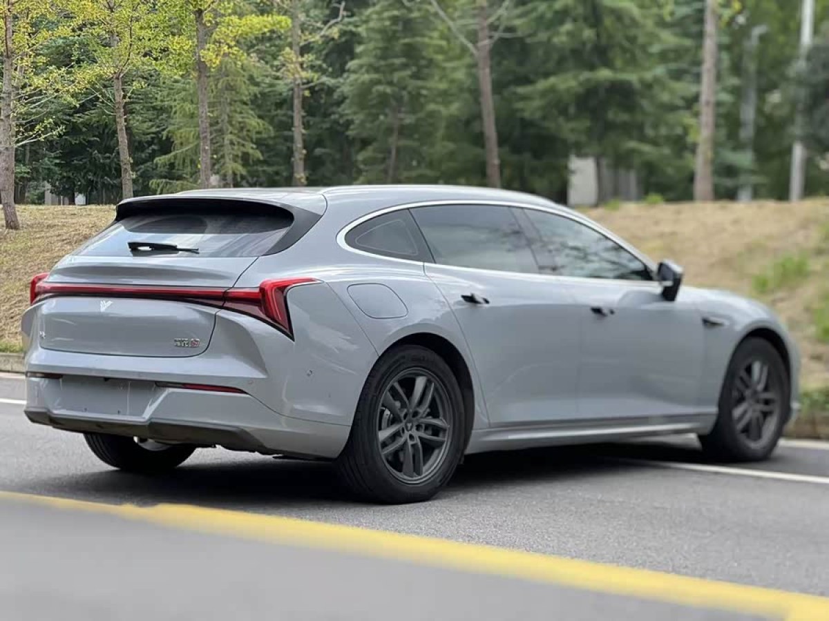 哪吒汽车 哪吒S猎装 2024 汽车图片 #8