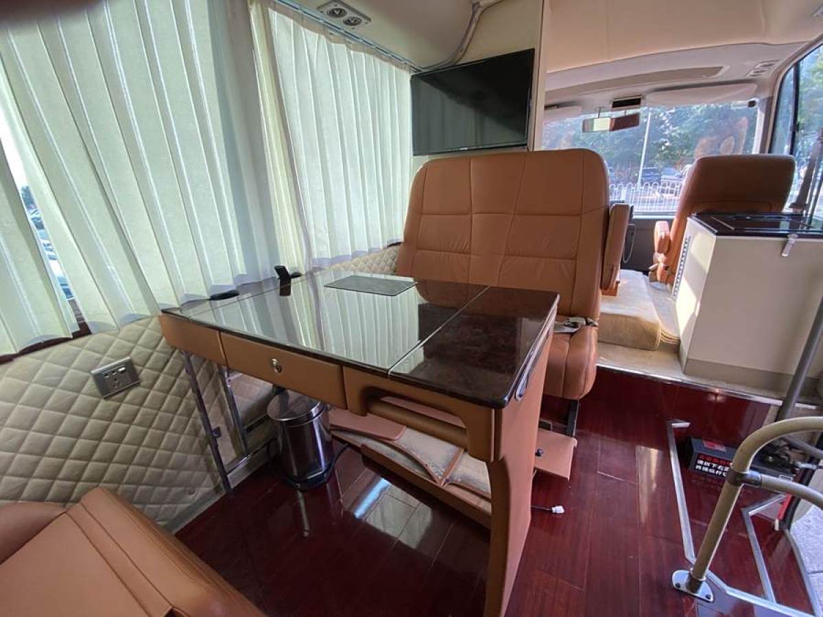 日产 碧莲 2011 汽车图片 #8