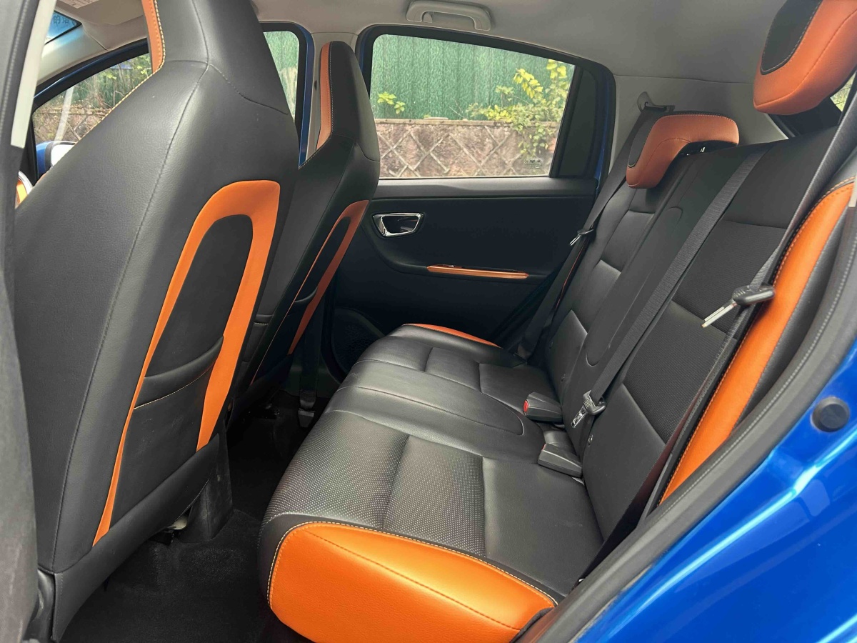 GEELY Vision X1 2018 car image #8