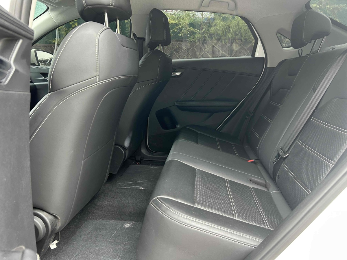 BYD e3 2023 car image #8