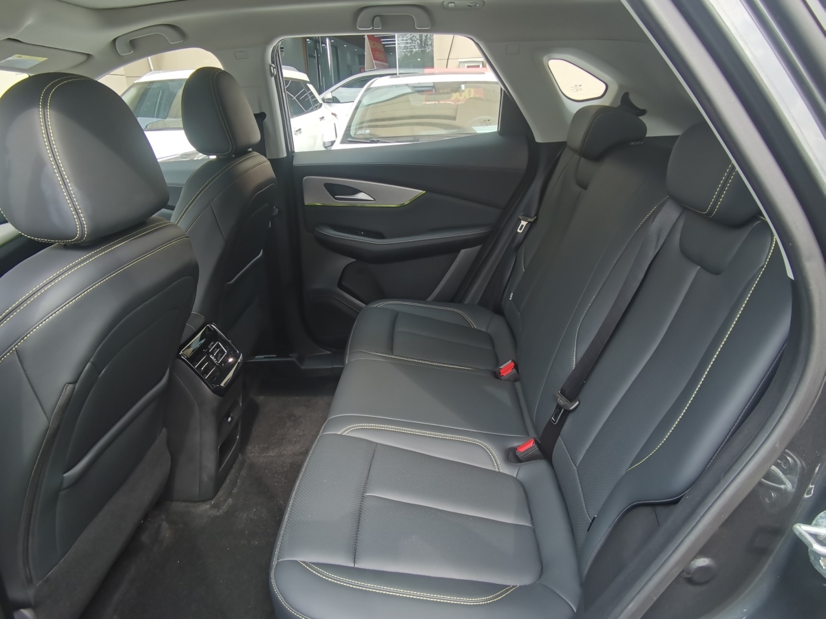 Forthing Thunder 2023 car image #8