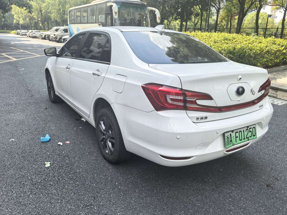 BYD Qin New Energy 2017 #8 BYD Qin New Energy 2017 car image #8