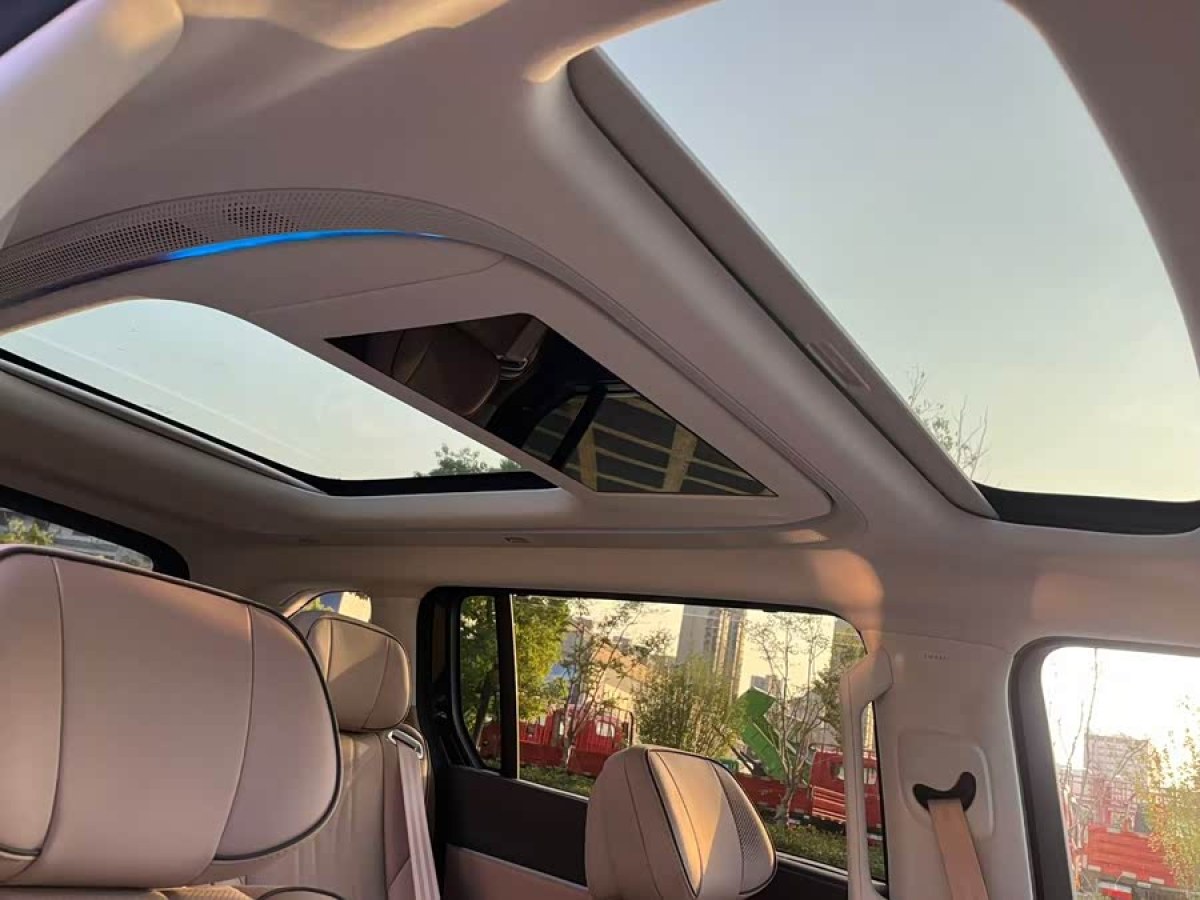 Xpeng X9 2025 imagem de carro #8